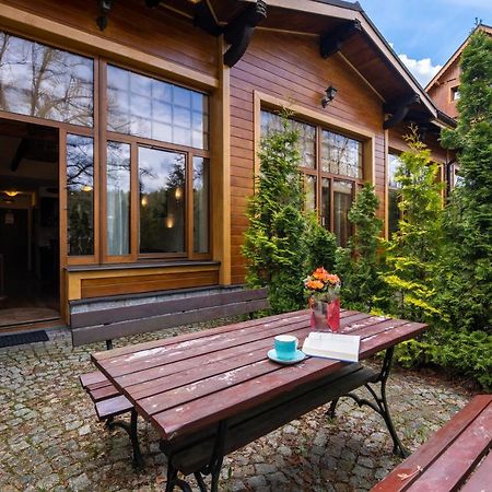 Karkonosky Apartamenty - Huta Szkla ชกลาร์สกา ปอเรมบา ภายนอก รูปภาพ
