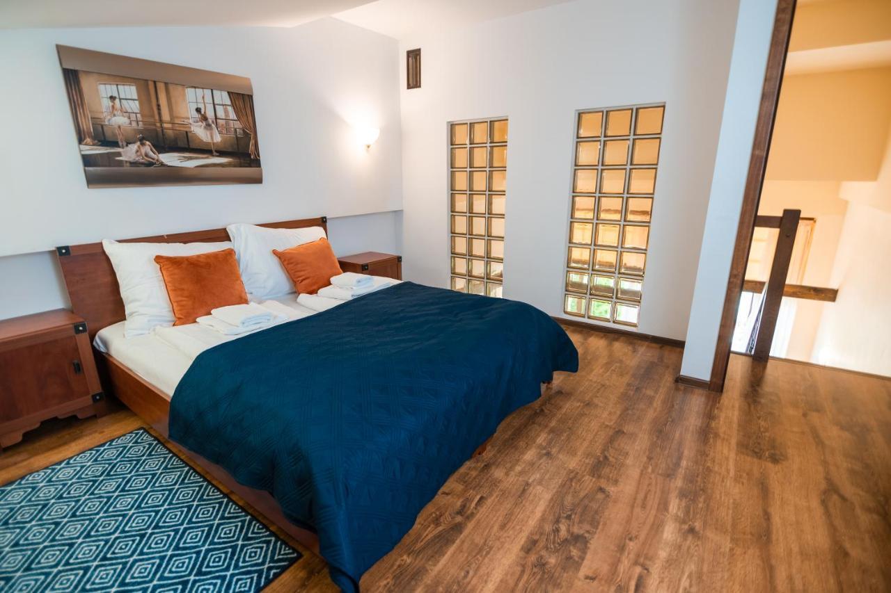 Karkonosky Apartamenty - Huta Szkla ชกลาร์สกา ปอเรมบา ภายนอก รูปภาพ